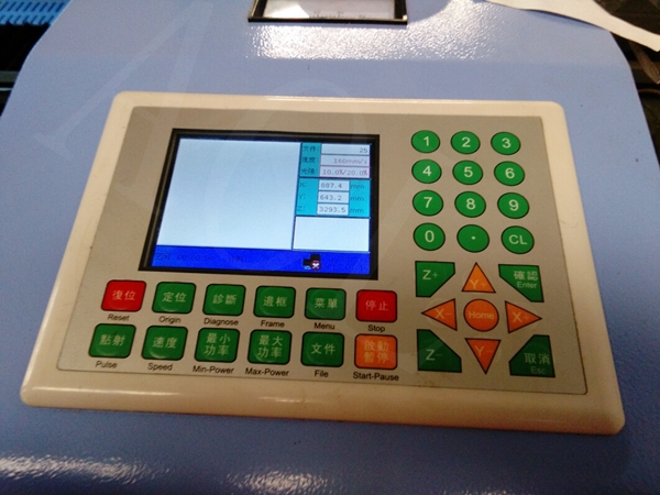 Small size metal and unmetal laser cutting machine